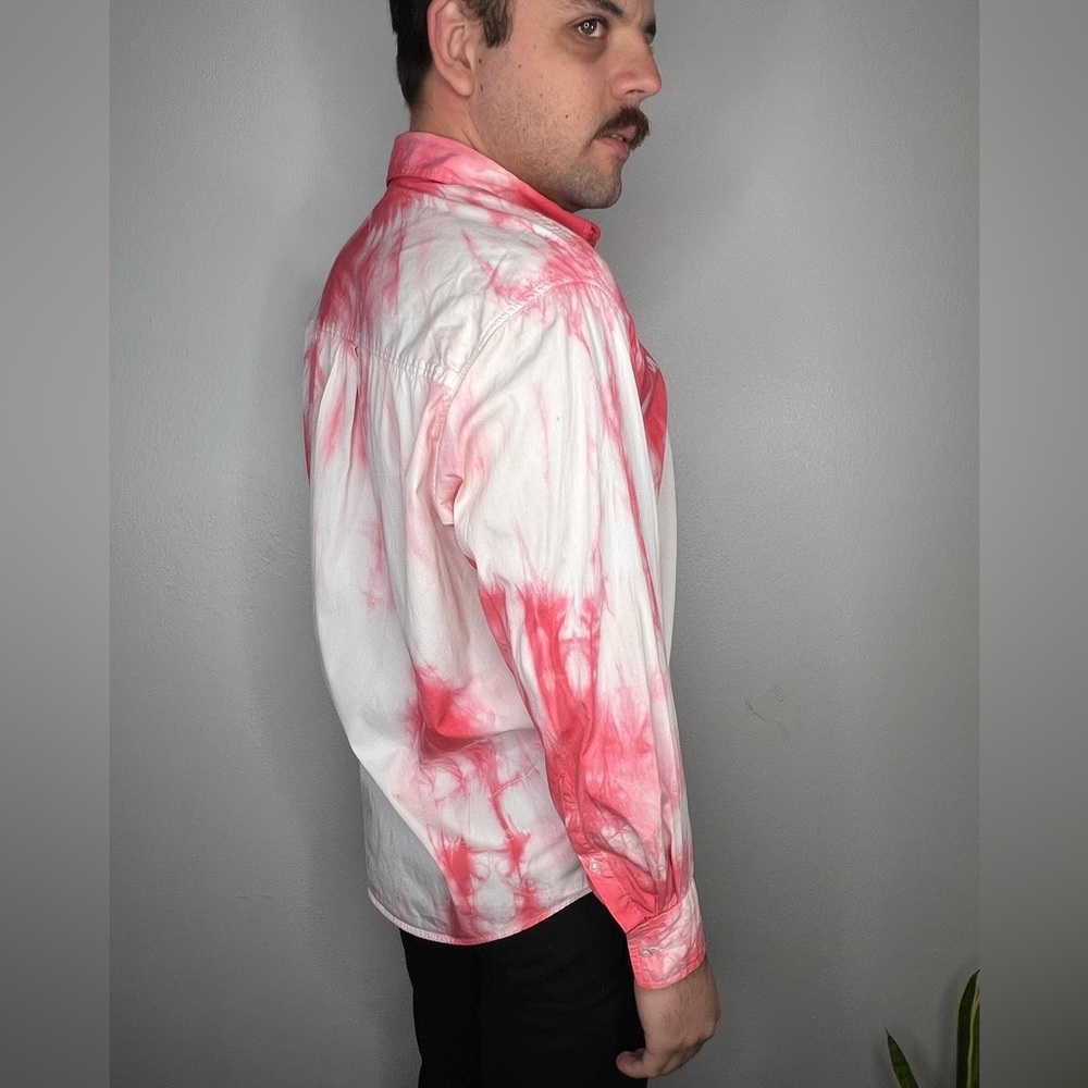Bloody tie dye
